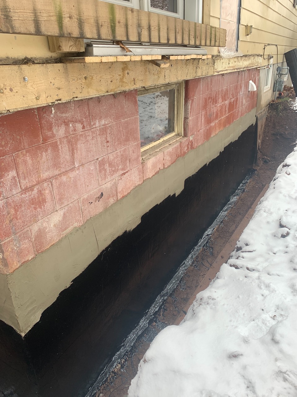 Excavation in tight space